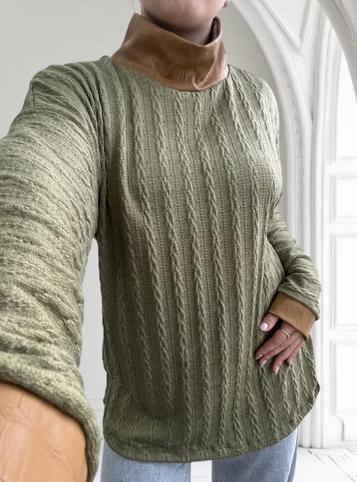 POLERA TRENZADA CON CUERO - VERDE